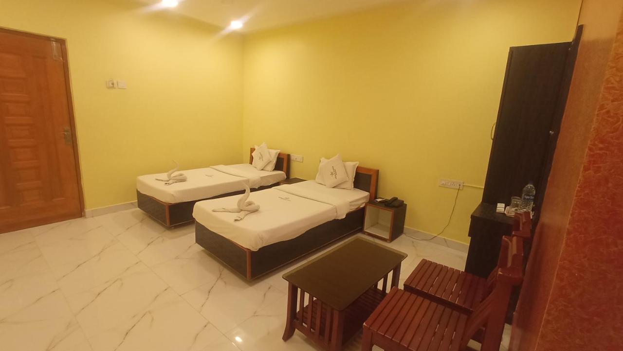 Amaran Hotels Madurai Esterno foto